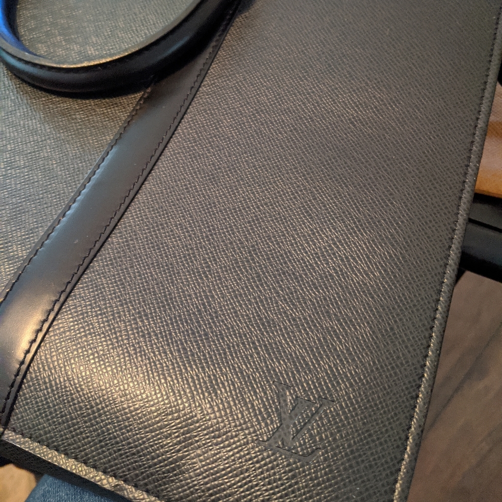 Authentic Louis Vuitton Briefcase - Picture 5 of 8